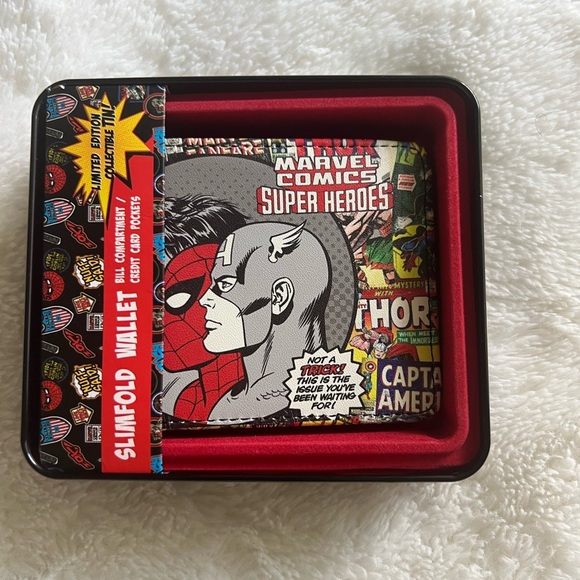 Marvel Other - Wallet MARVEL COMICS Super Heroes Slimfold Gift Wallet -Collector’s Edition-